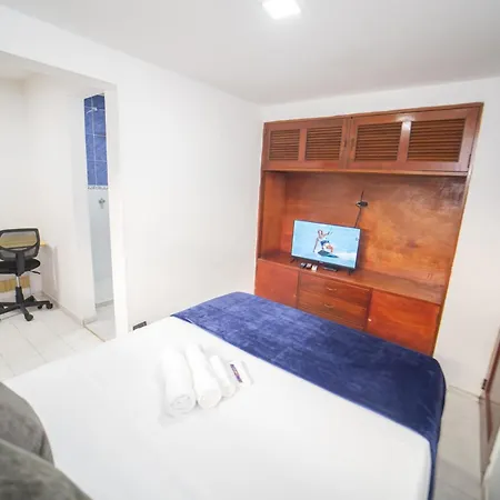 Big Private House With Jacuzzi, Patio, 4 Br Apartamento *