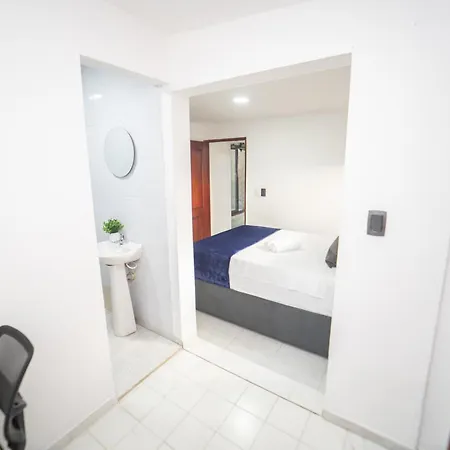 Big Private House With Jacuzzi, Patio, 4 Br * Cartagena