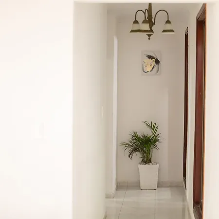 Apartment Big Private House With Jacuzzi, Patio, 4 Br